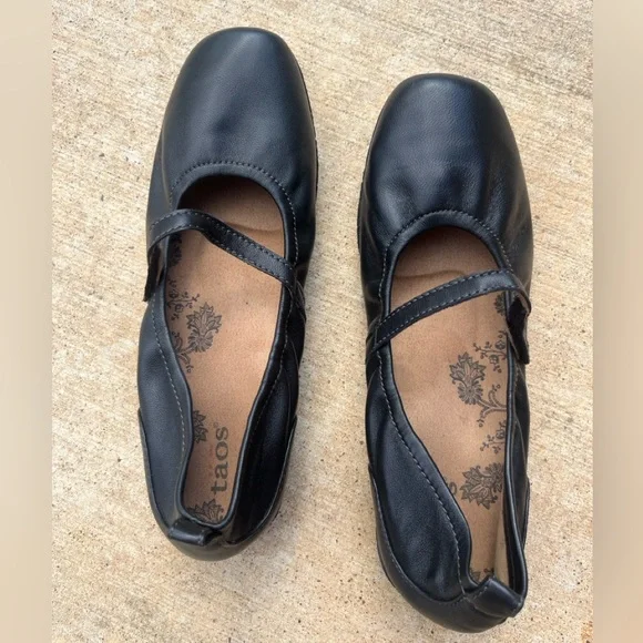 Taos. 7.5 Babble Mary Jane in Black - Picture 2 of 15